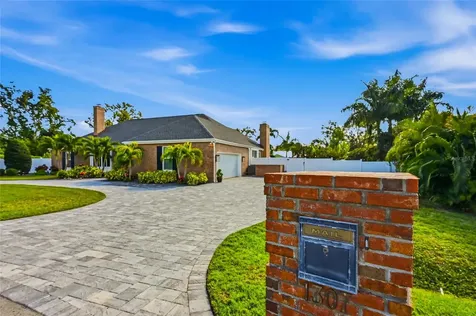 1307 Riverview Circle Bradenton FL 34209