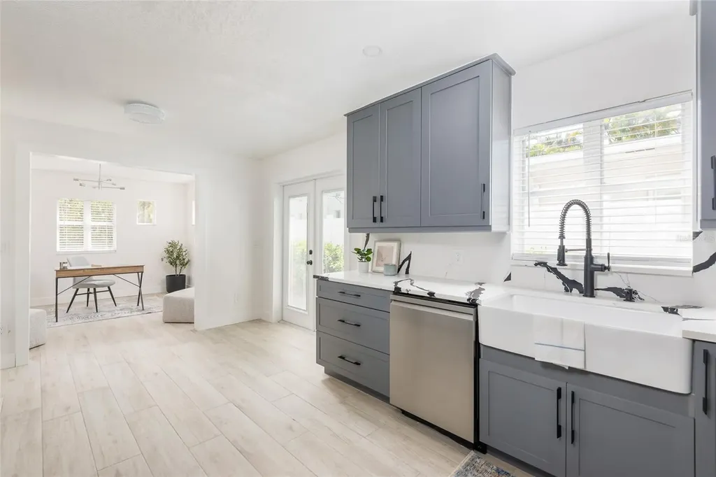 53 Albemarle Avenue Tampa FL 33606