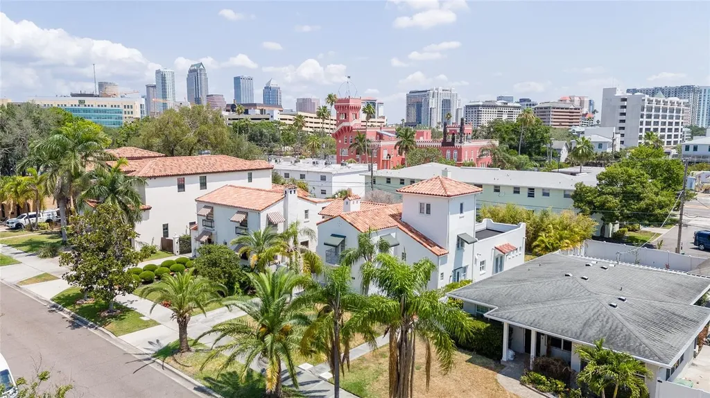 53 Albemarle Avenue Tampa FL 33606