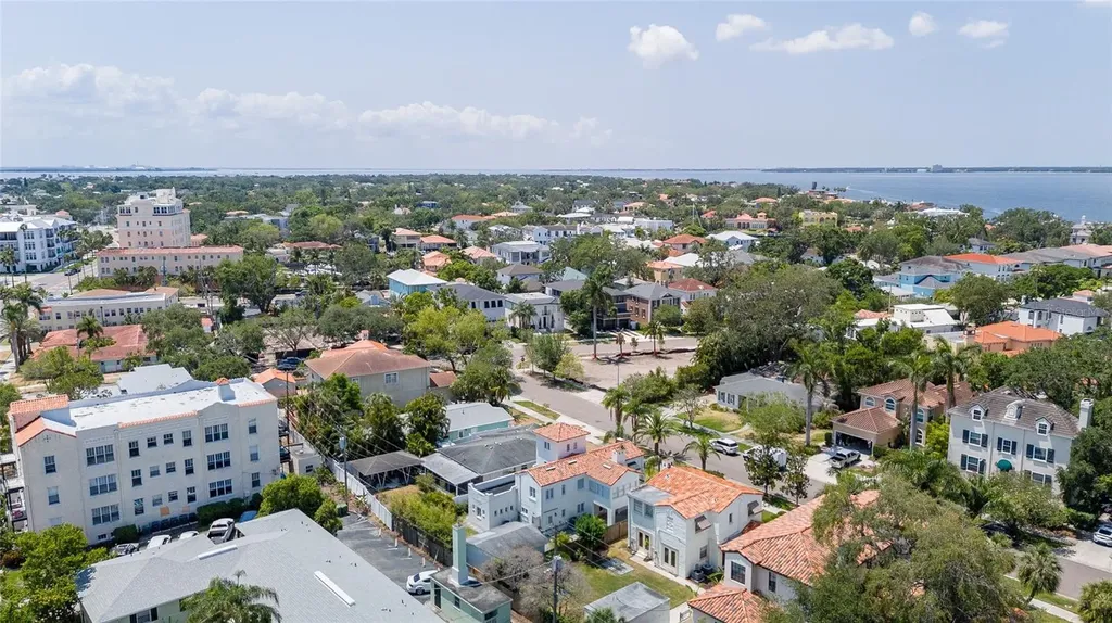 53 Albemarle Avenue Tampa FL 33606