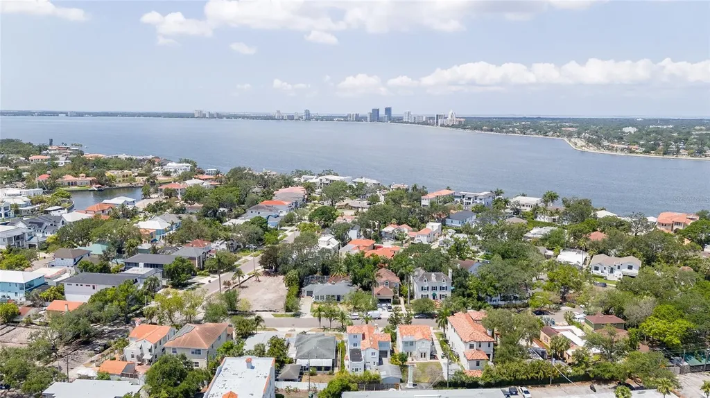 53 Albemarle Avenue Tampa FL 33606