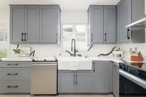 53 Albemarle Avenue Tampa FL 33606