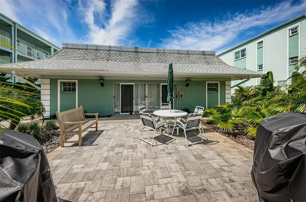 1706 Belleair Forest Drive Belleair FL 33756