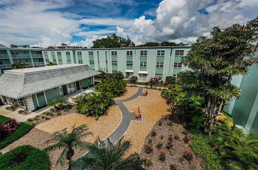 1706 Belleair Forest Drive Belleair FL 33756