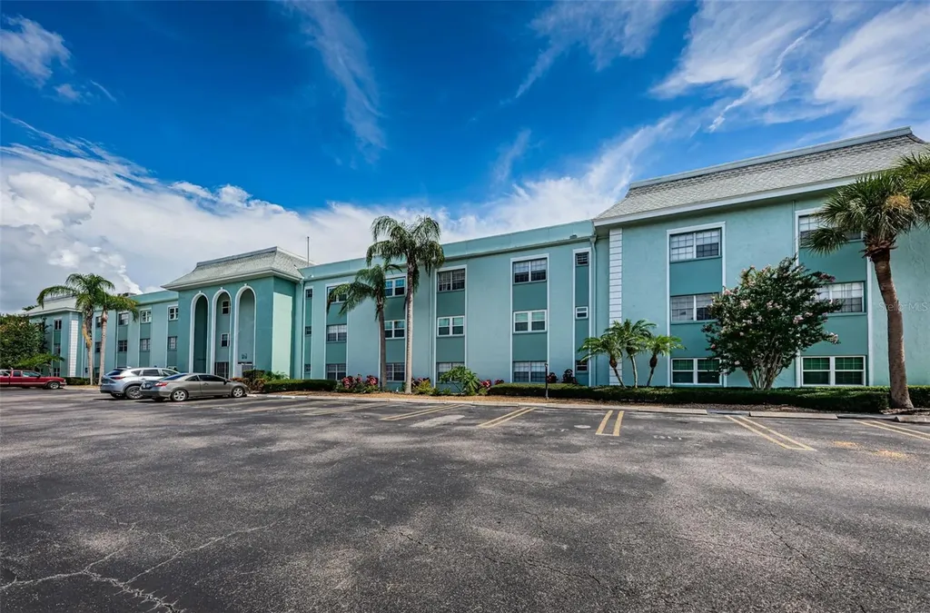 1706 Belleair Forest Drive Belleair FL 33756
