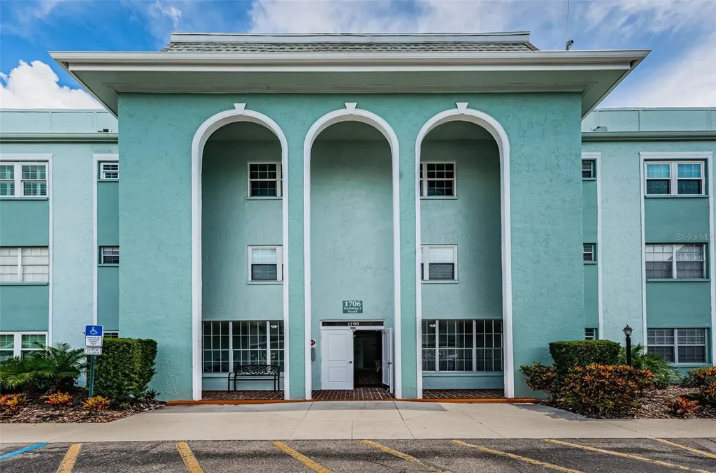 1706 Belleair Forest Drive Belleair FL 33756