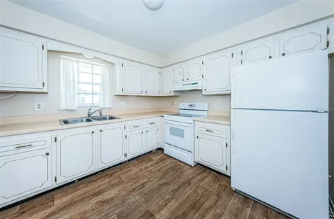 1706 Belleair Forest Drive Belleair FL 33756