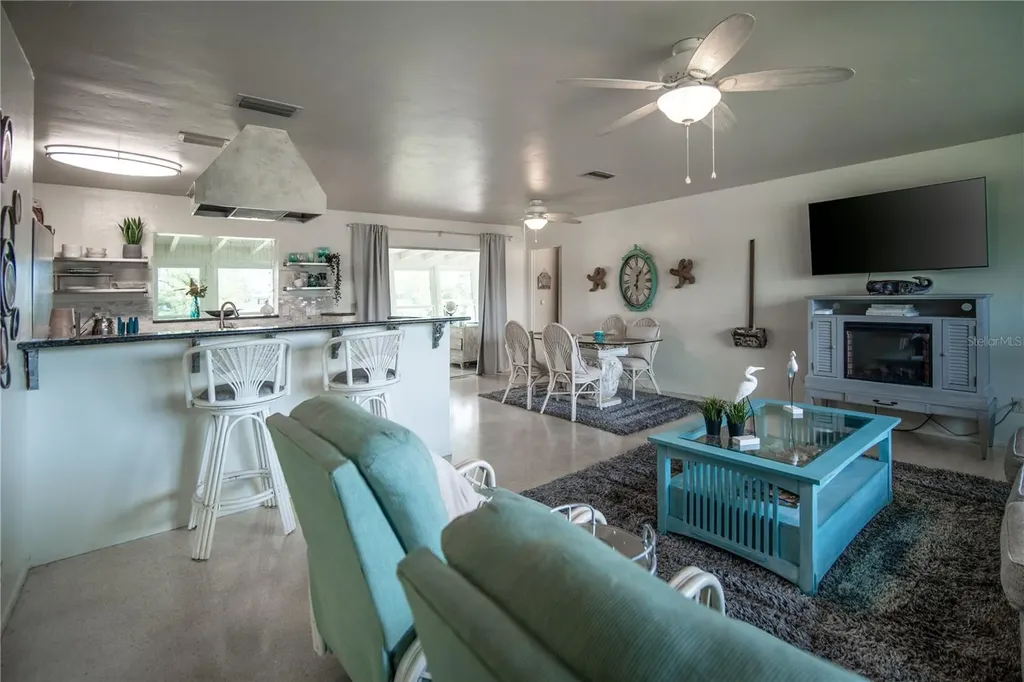 512 Shamrock Boulevard Venice FL 34293