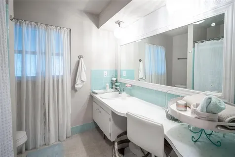 512 Shamrock Boulevard Venice FL 34293