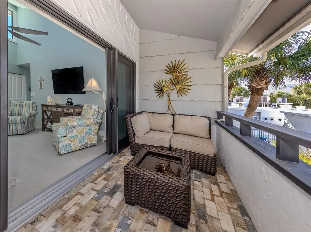 1555 Tarpon Center Drive Venice FL 34285