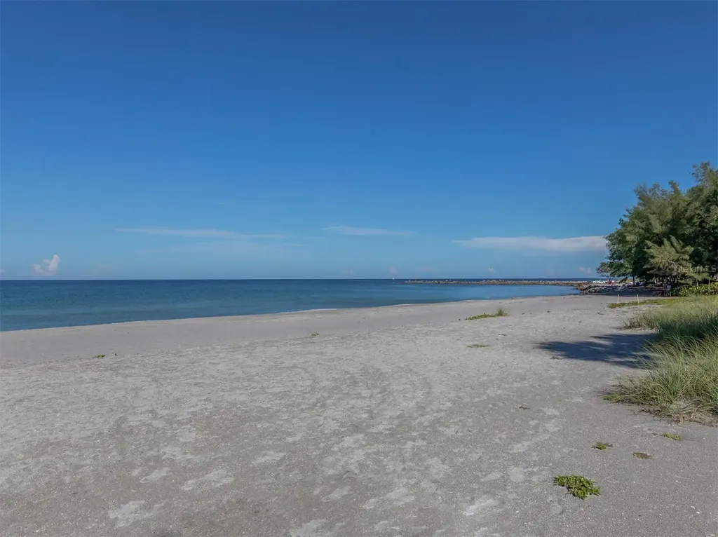 1555 Tarpon Center Drive Venice FL 34285