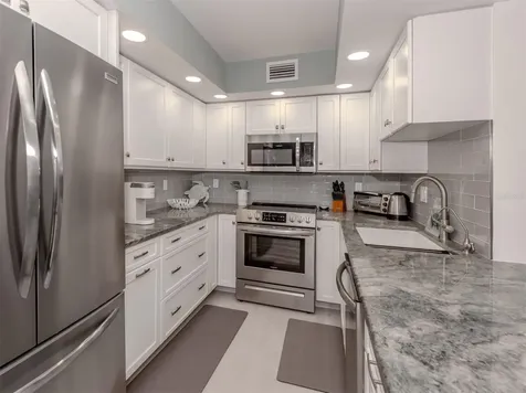 1555 Tarpon Center Drive Venice FL 34285