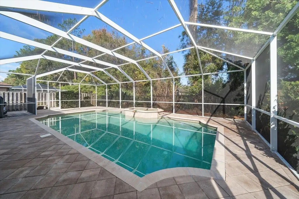 10539 Weybridge Drive Tampa FL 33626