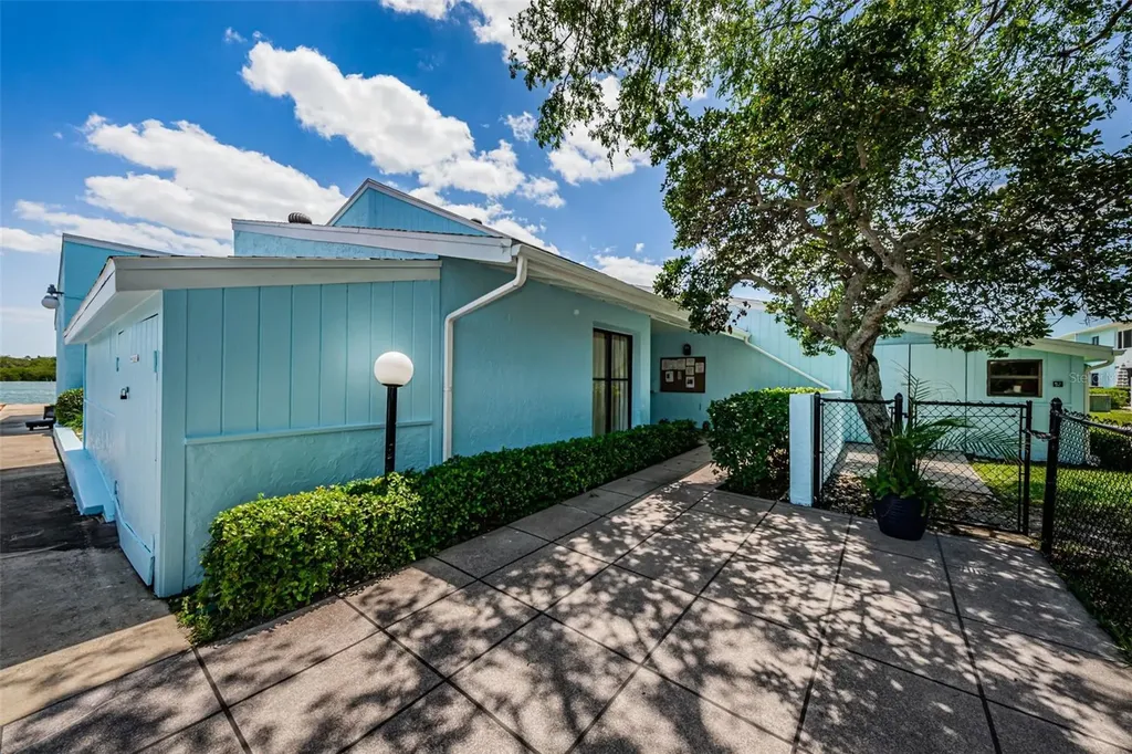 1 Windrush Boulevard Indian Rocks Beach FL 33785