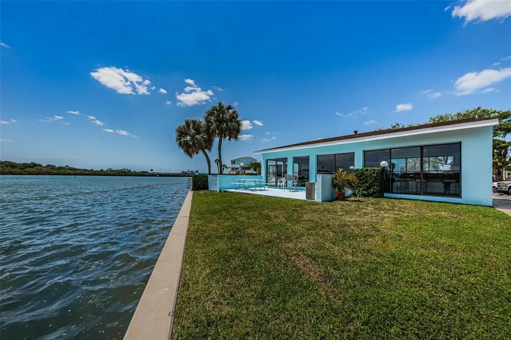 1 Windrush Boulevard Indian Rocks Beach FL 33785