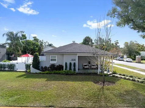 1030 32nd Avenue N St Petersburg FL 33704
