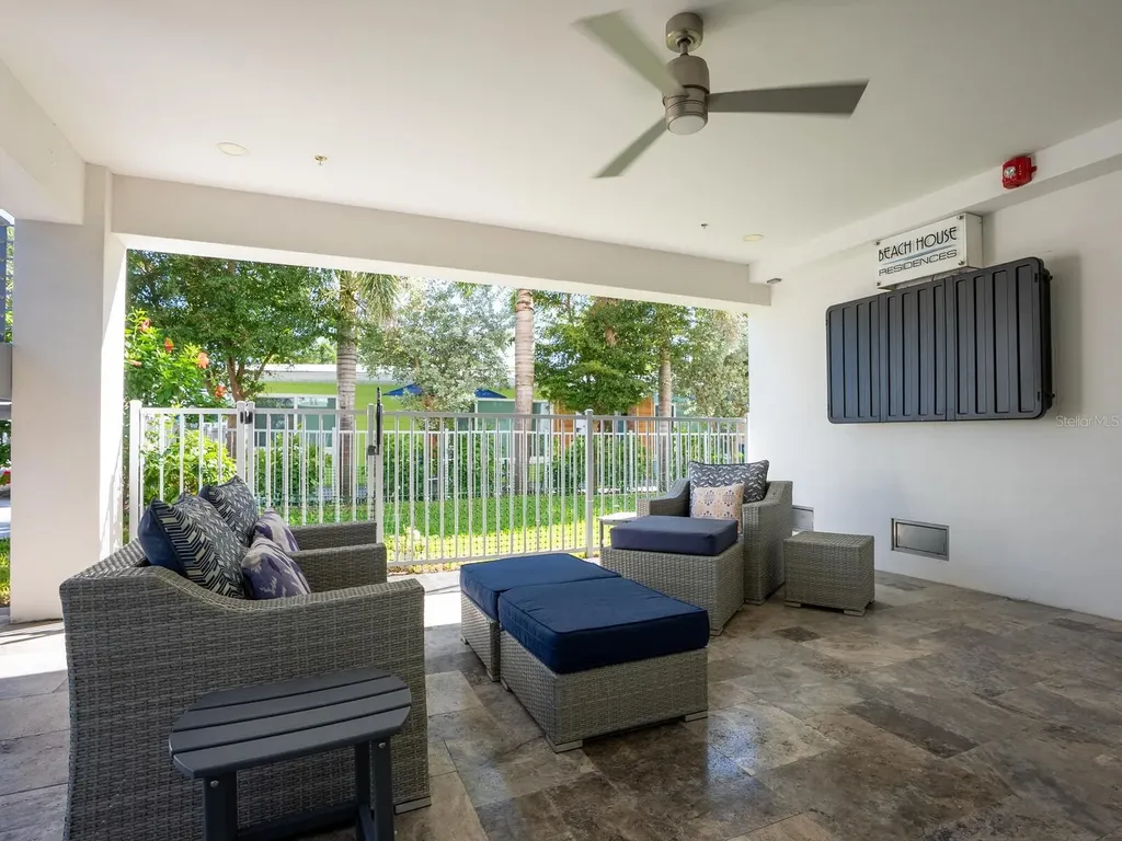 1140 Seaside Drive Siesta Key FL 34242