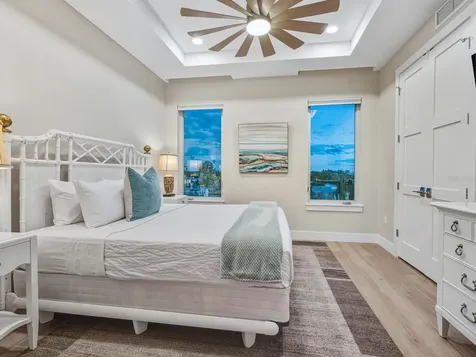 1140 Seaside Drive Siesta Key FL 34242