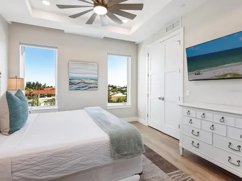 1140 Seaside Drive Siesta Key FL 34242