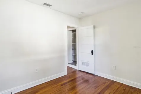 2114 NW 7th Terrace Gainesville FL 32609