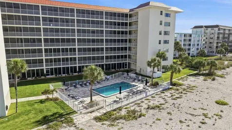 1150 Tarpon Center Drive Venice FL 34285