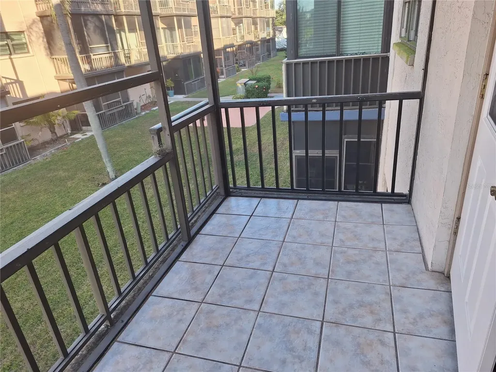 5969 Terrace Park Dr Drive N St Petersburg FL 33709