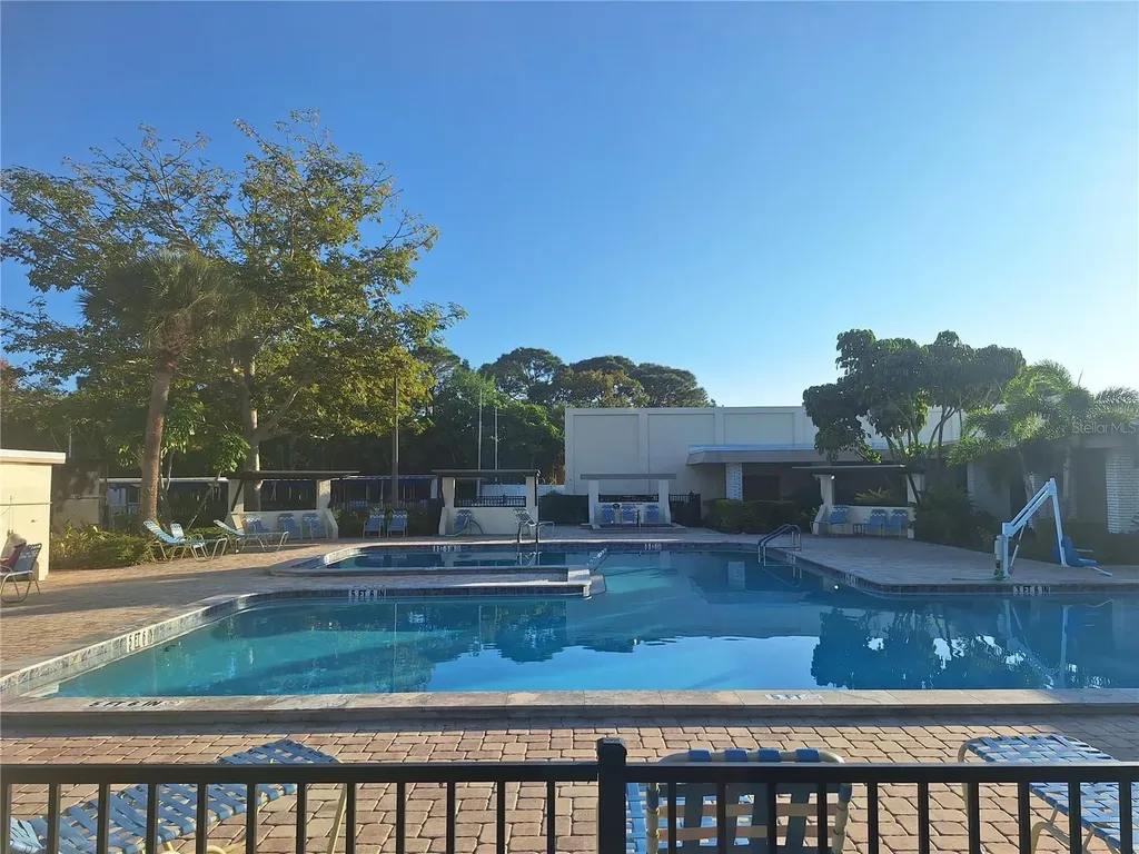 5969 Terrace Park Dr Drive N St Petersburg FL 33709