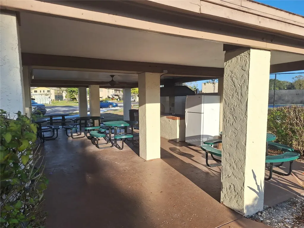 5969 Terrace Park Dr Drive N St Petersburg FL 33709