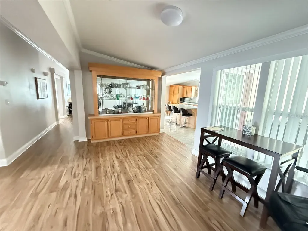 383 Mount Richmond Avenue NE St Petersburg FL 33702
