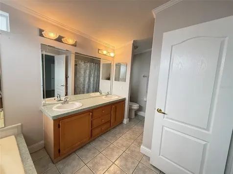 383 Mount Richmond Avenue NE St Petersburg FL 33702