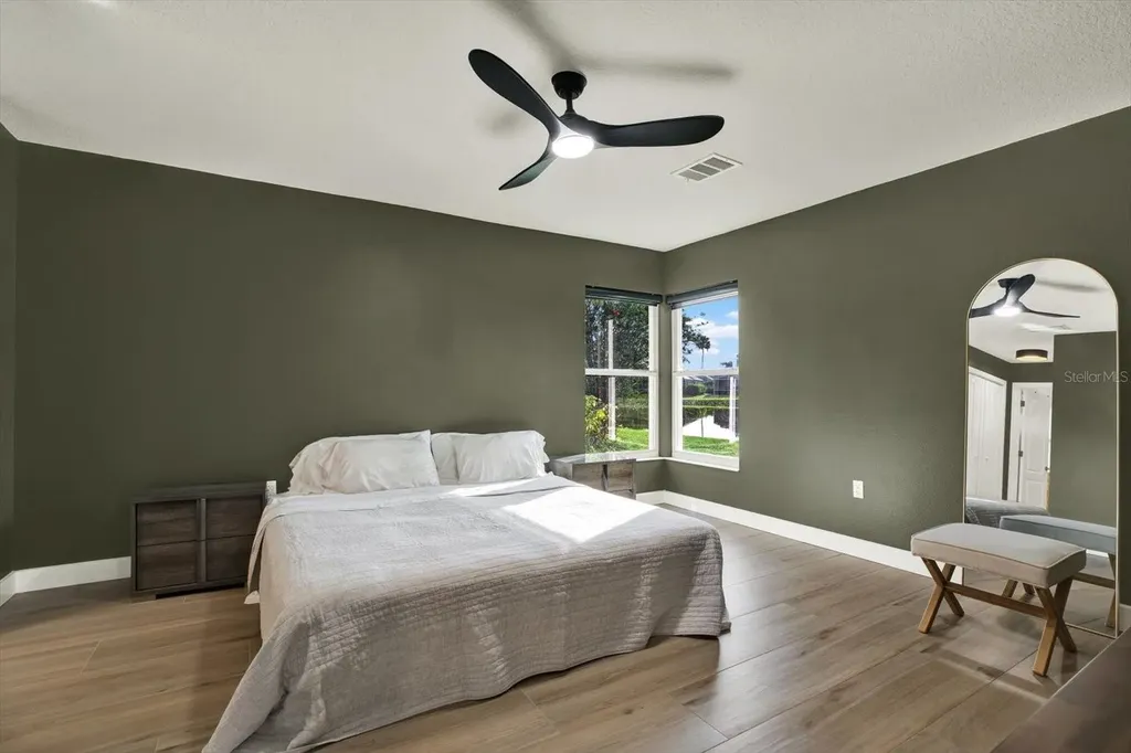 531 Hunter Lane Bradenton FL 34212