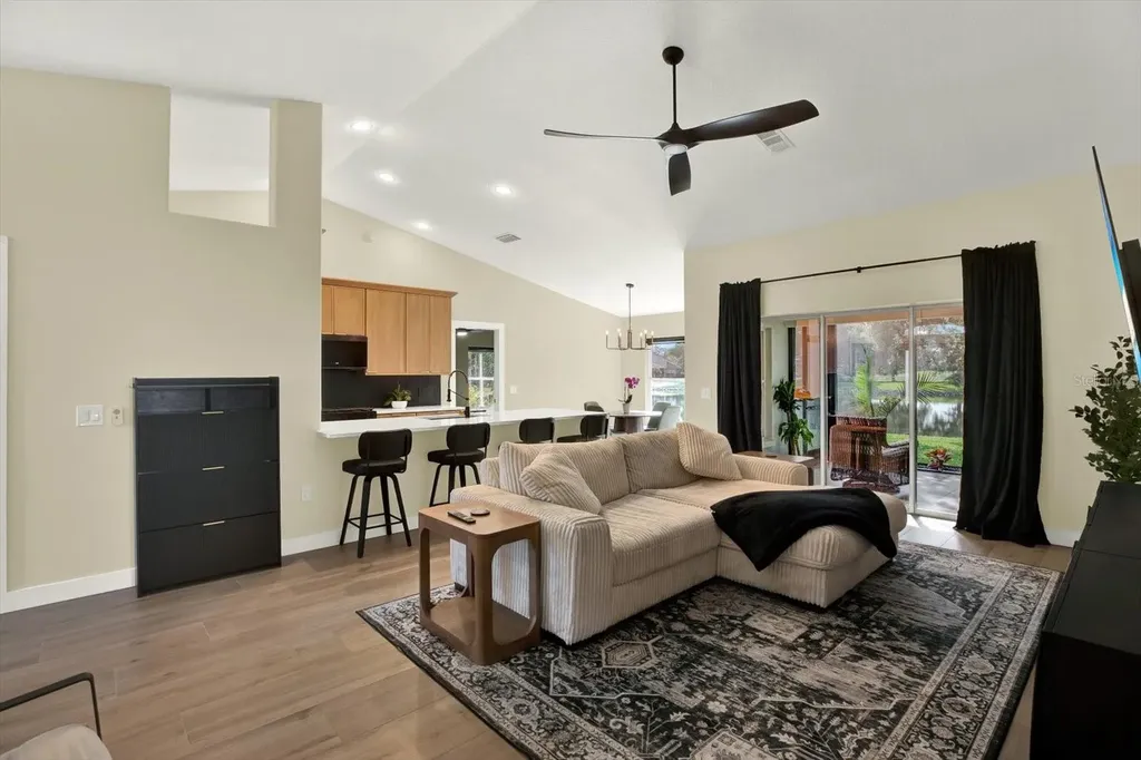 531 Hunter Lane Bradenton FL 34212
