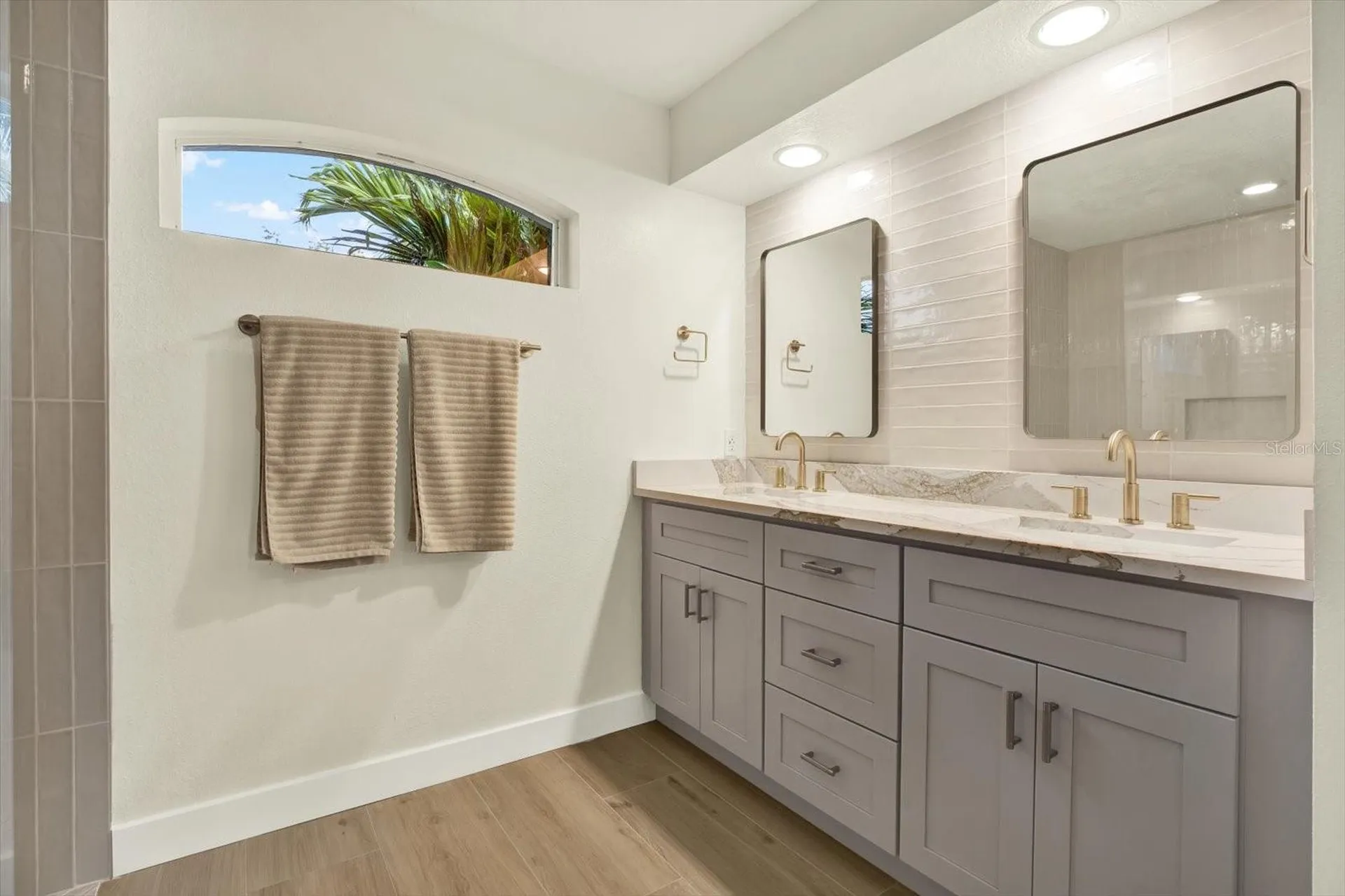 531 Hunter Lane Bradenton FL 34212
