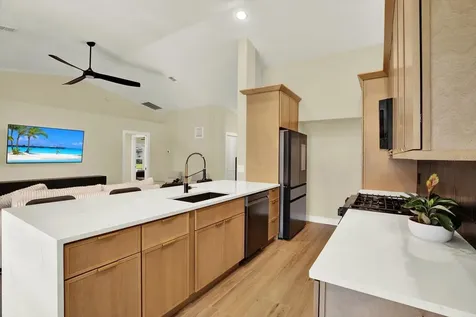 531 Hunter Lane Bradenton FL 34212