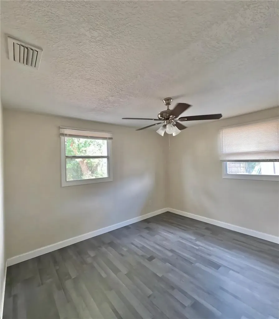 3618 E Shadowlawn Avenue Tampa FL 33610