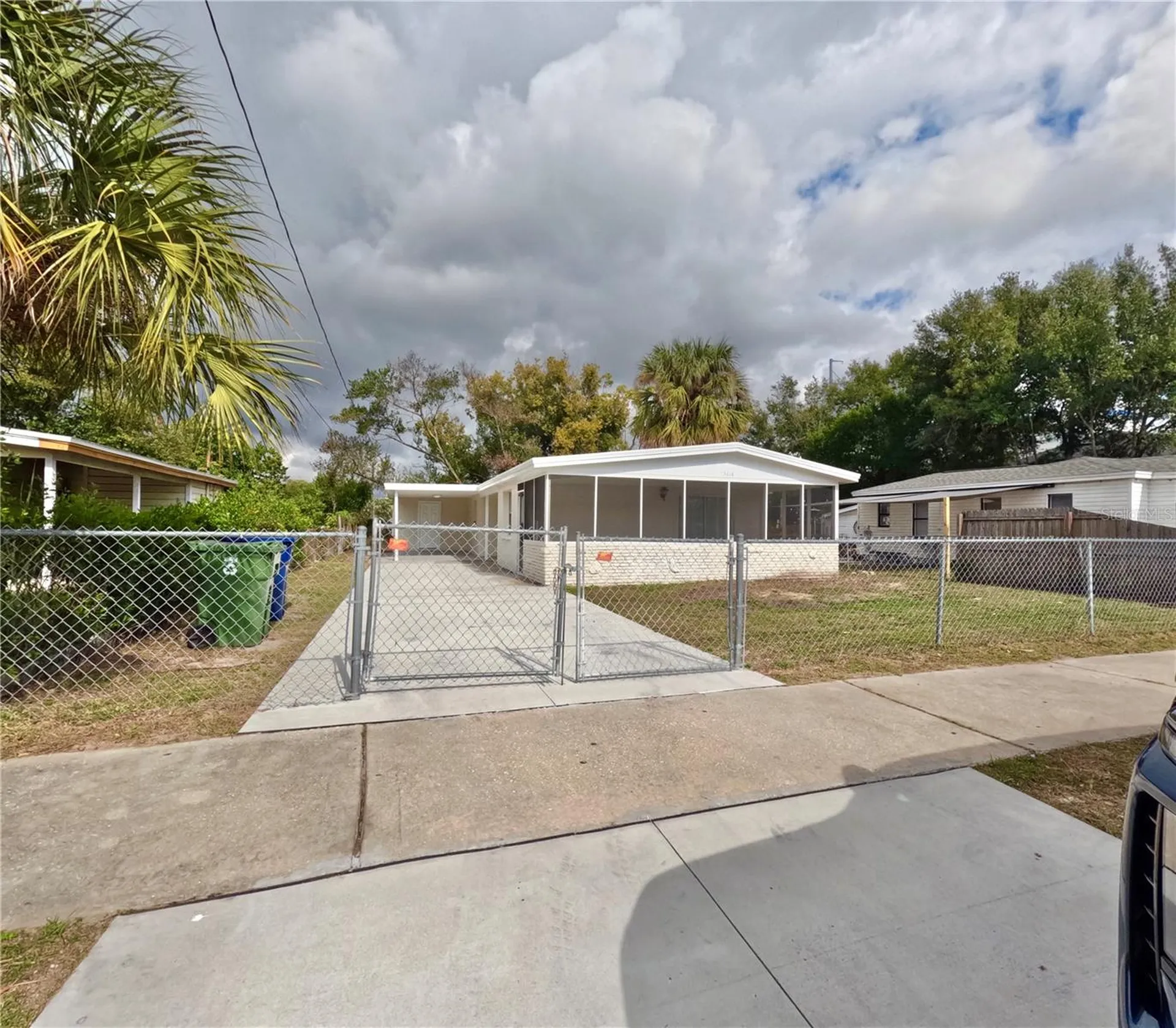 3618 E Shadowlawn Avenue Tampa FL 33610