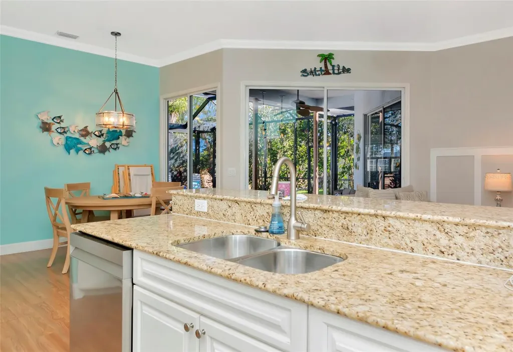 201 Americas Cup Boulevard Bradenton FL 34208