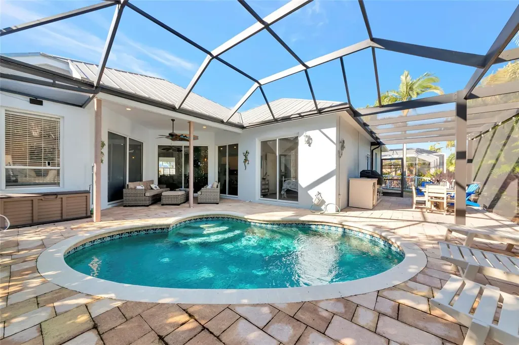 201 Americas Cup Boulevard Bradenton FL 34208