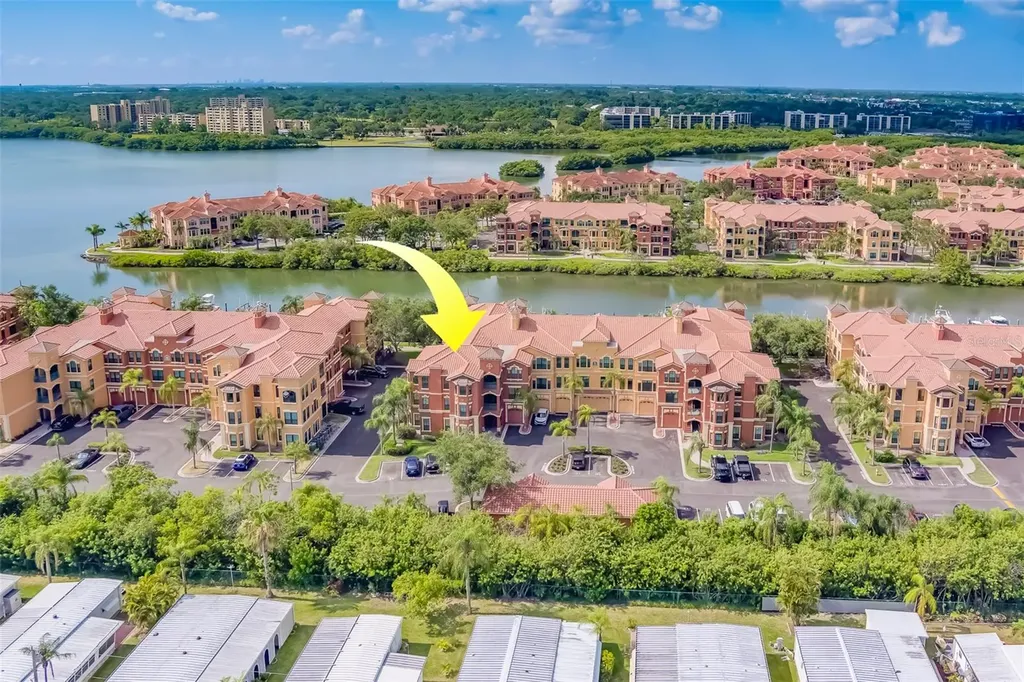 2741 Via Cipriani Clearwater FL 33764