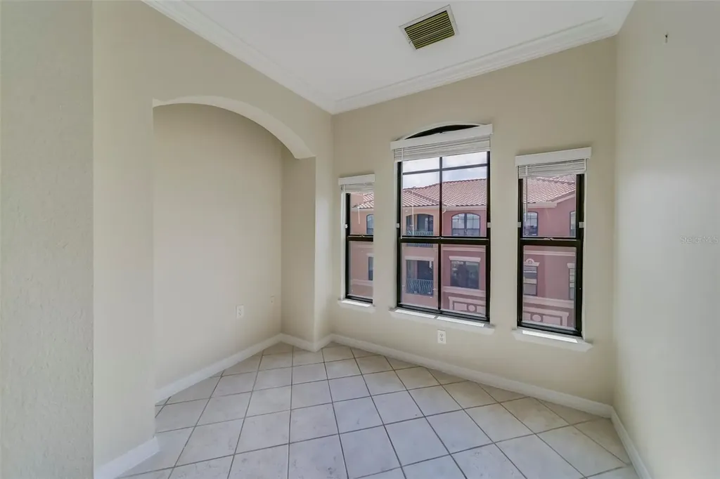 2741 Via Cipriani Clearwater FL 33764