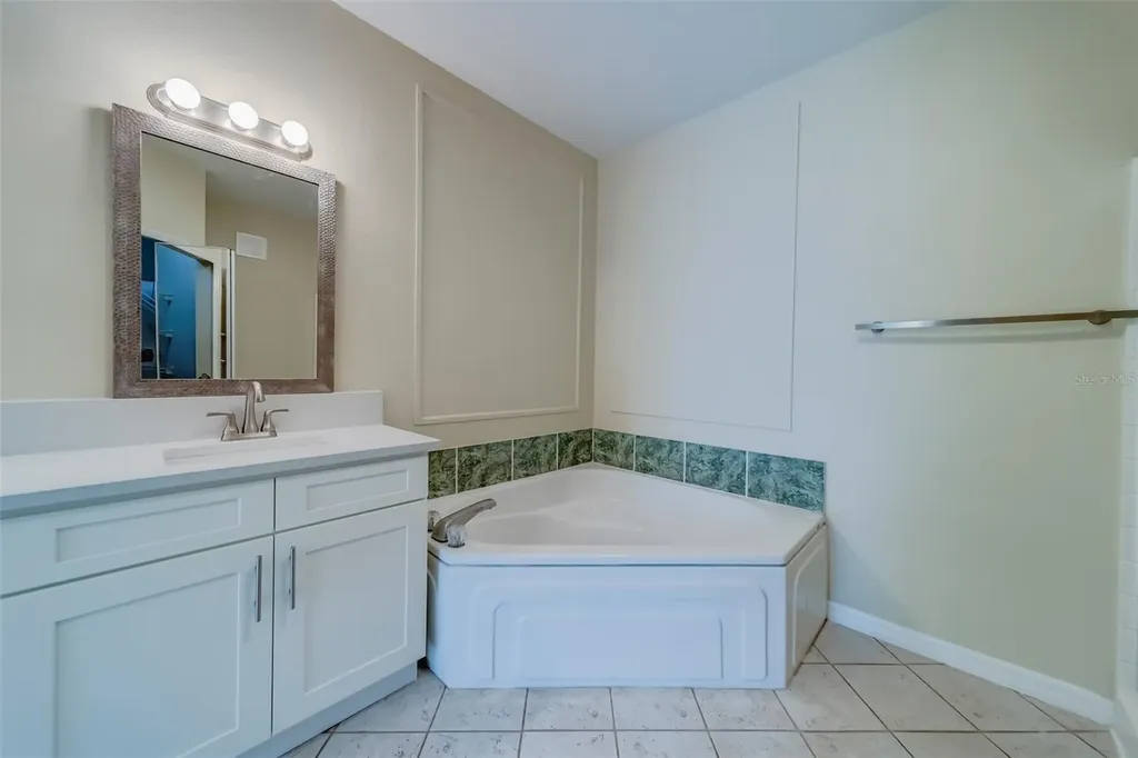 2741 Via Cipriani Clearwater FL 33764