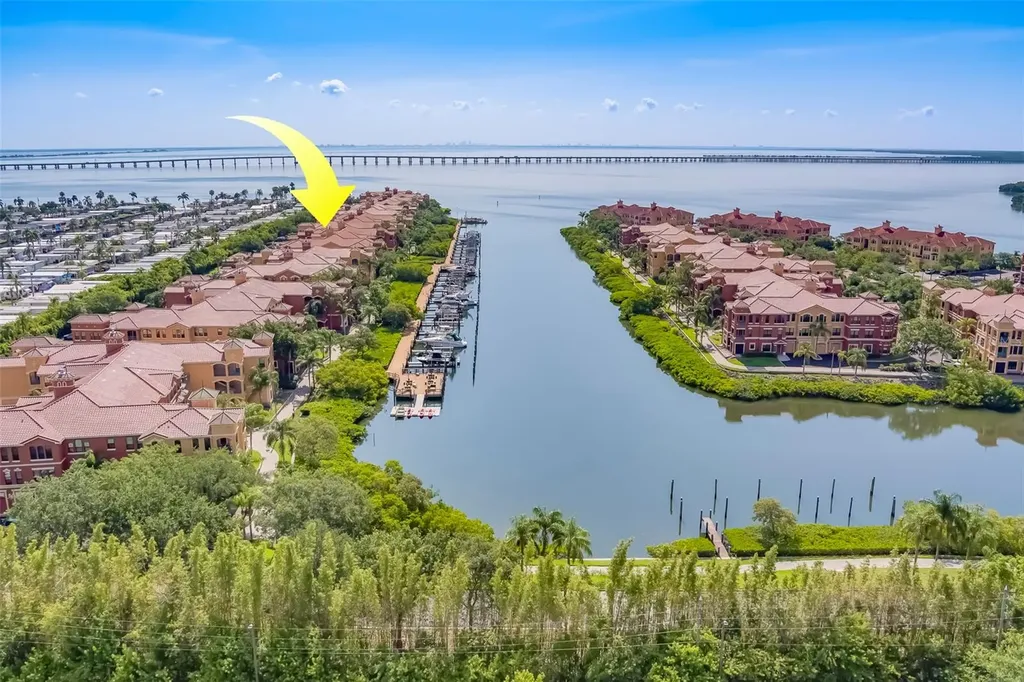 2741 Via Cipriani Clearwater FL 33764