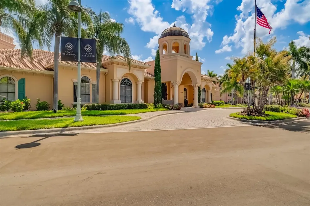 2741 Via Cipriani Clearwater FL 33764
