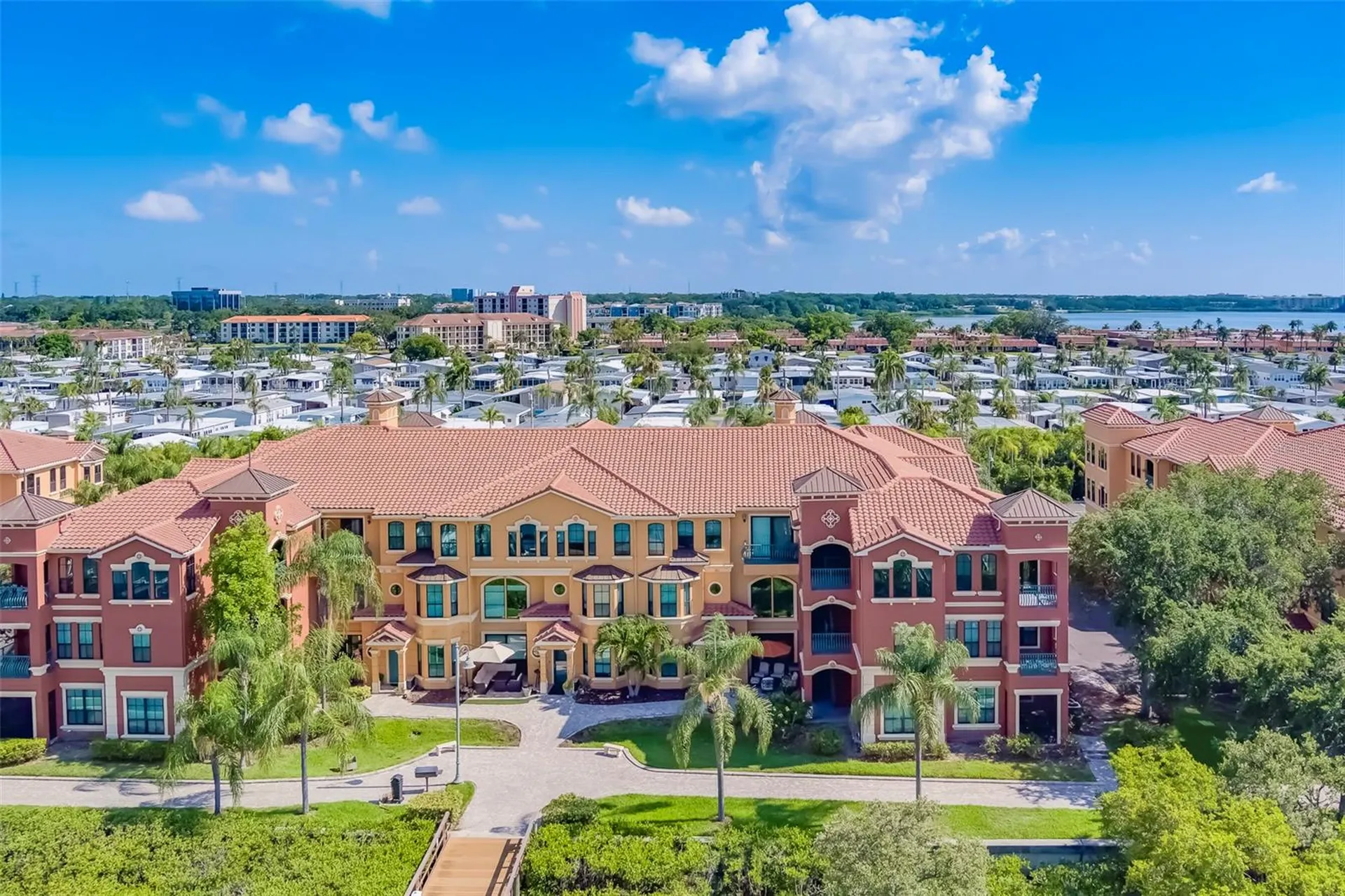2741 Via Cipriani Clearwater FL 33764