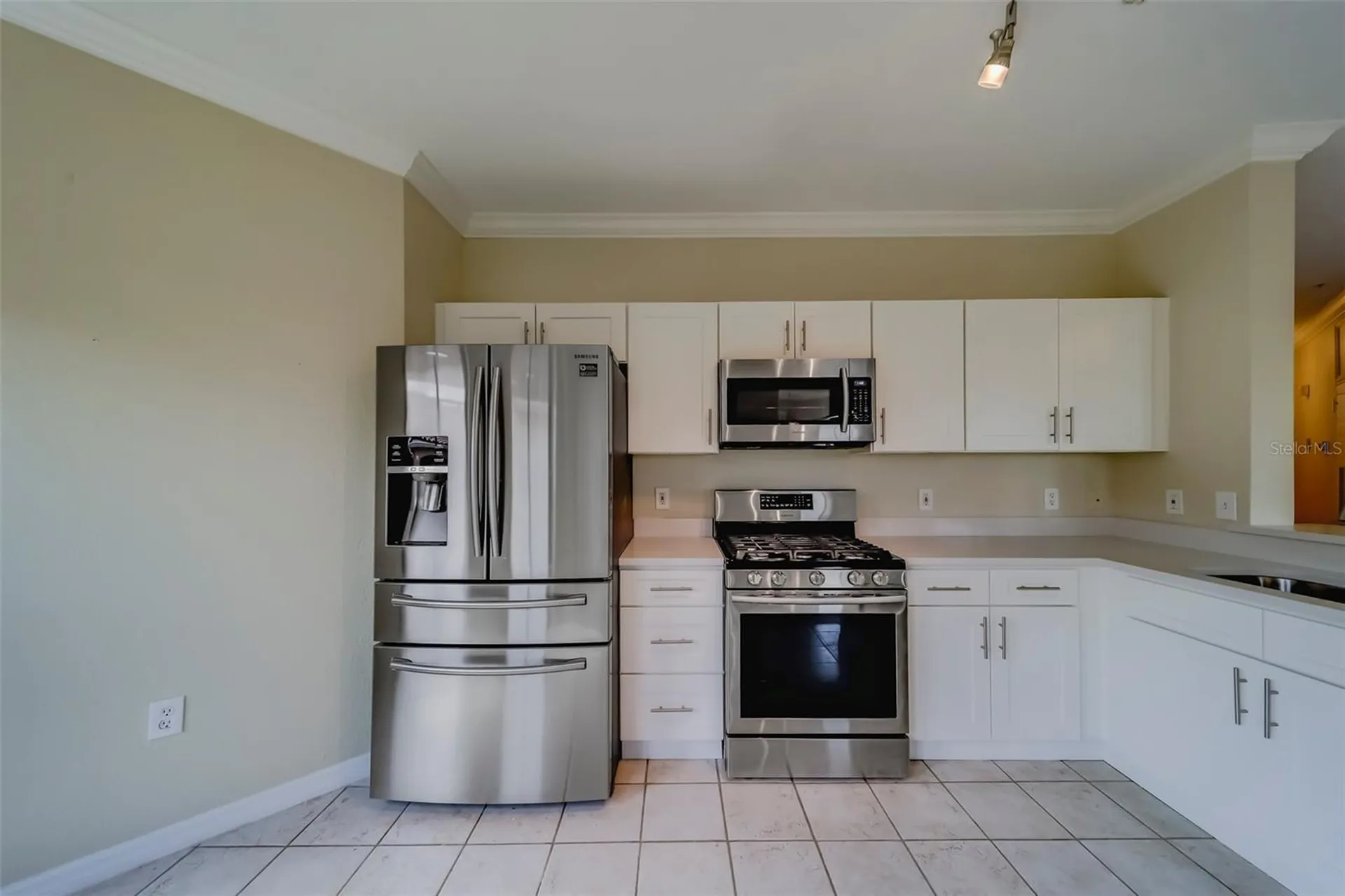 2741 Via Cipriani Clearwater FL 33764