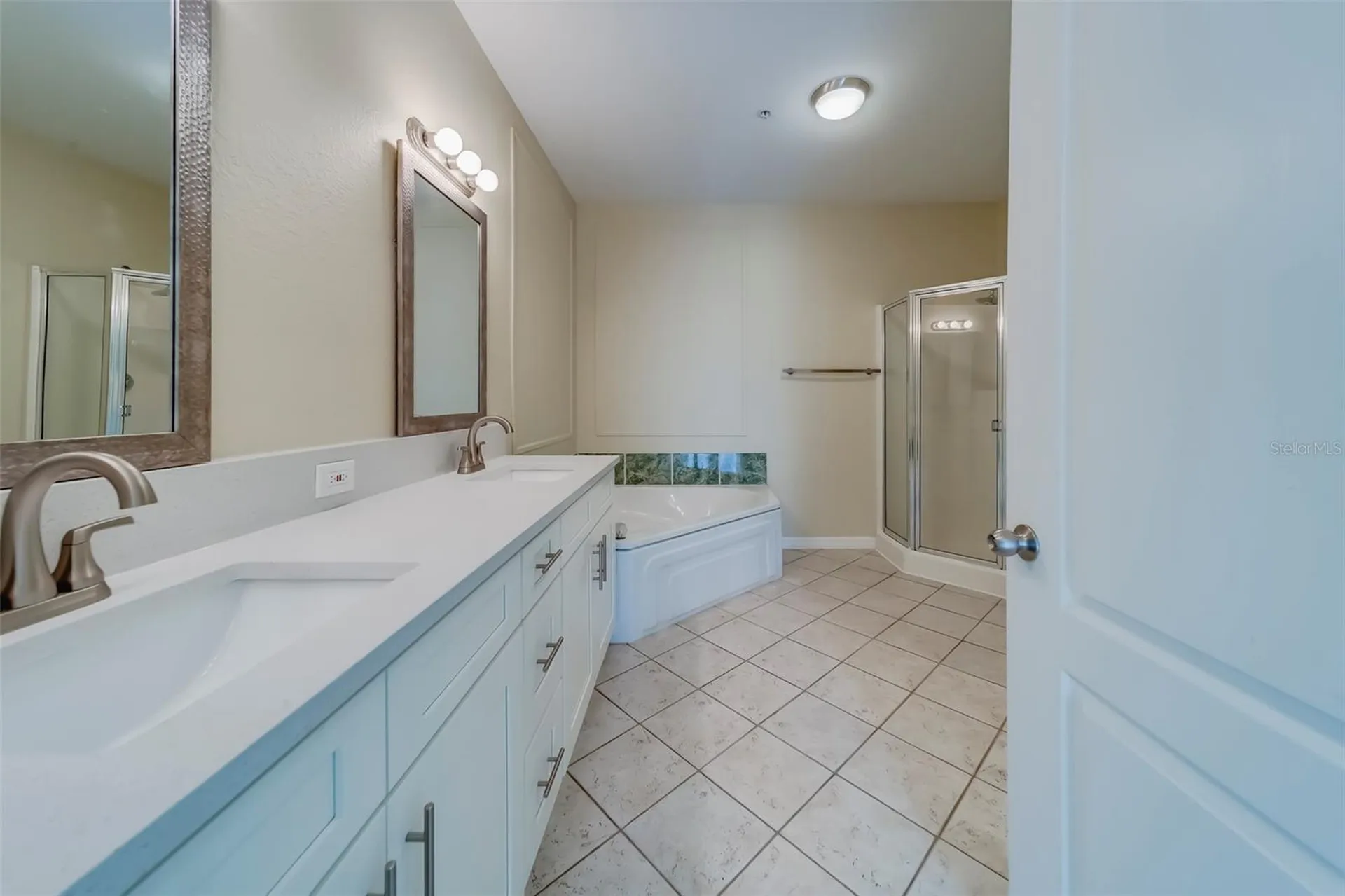 2741 Via Cipriani Clearwater FL 33764