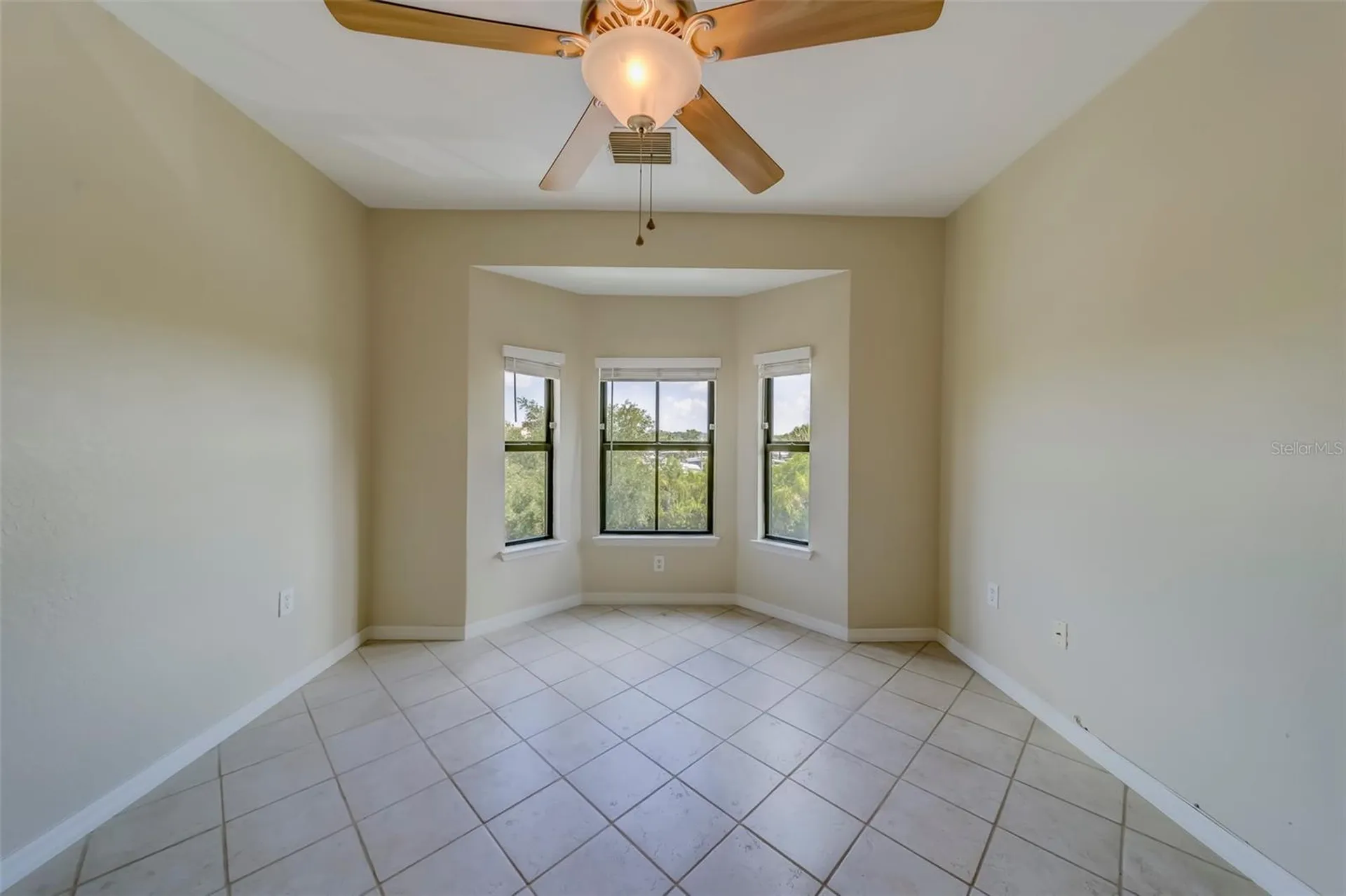 2741 Via Cipriani Clearwater FL 33764