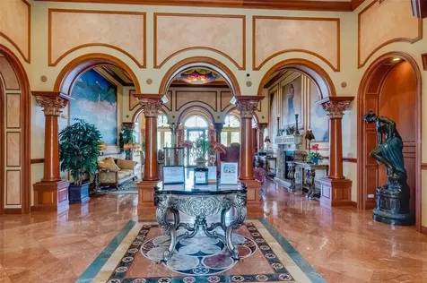 2741 Via Cipriani Clearwater FL 33764
