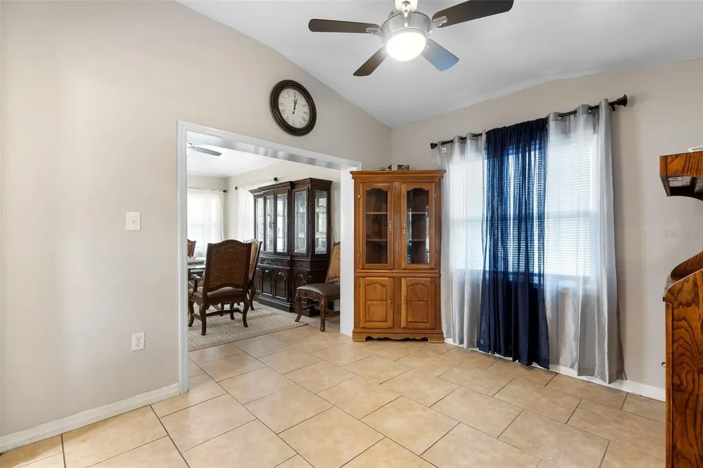 389 Park Avenue Orange City FL 32763