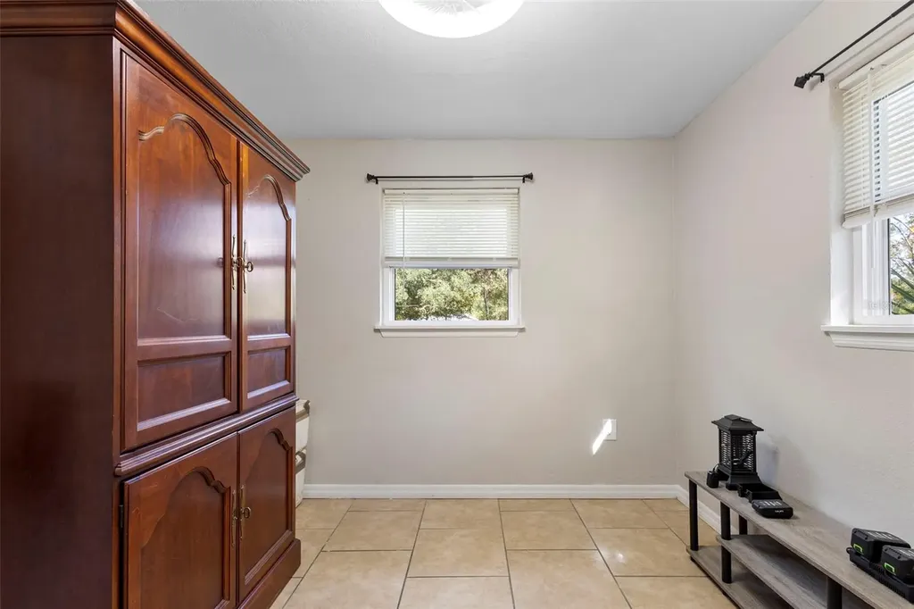 389 Park Avenue Orange City FL 32763